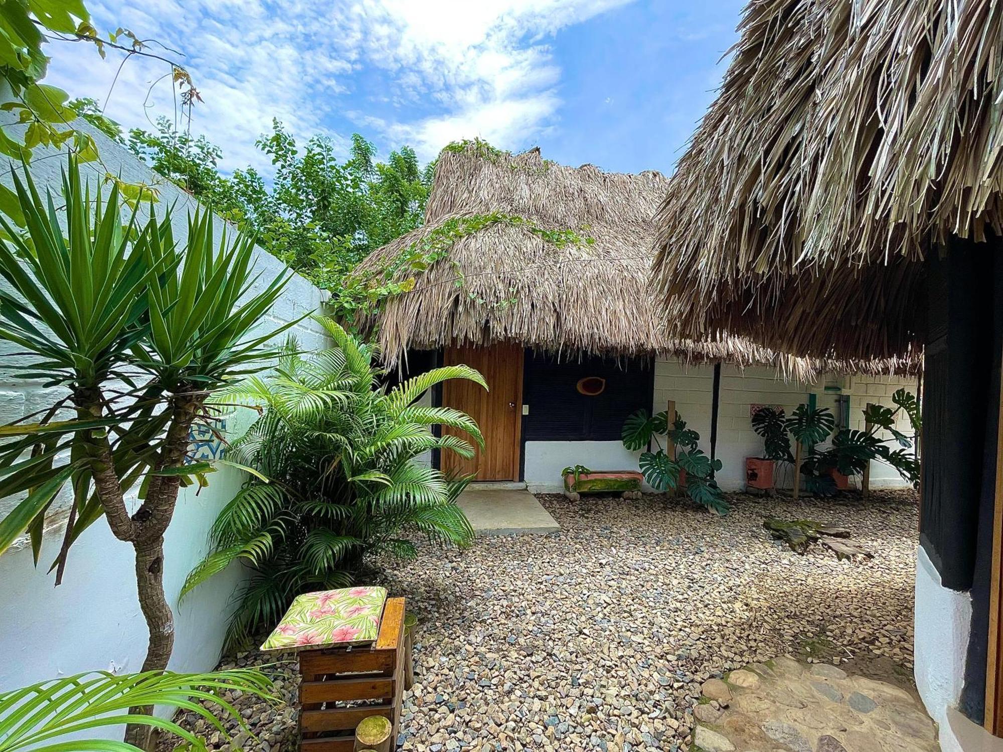 Bikini Hotel & Pool Palomino Extérieur photo